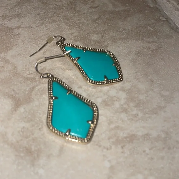 Kendra Scott Alex Gold Drop Earrings in Teal - Picture 2 of 8